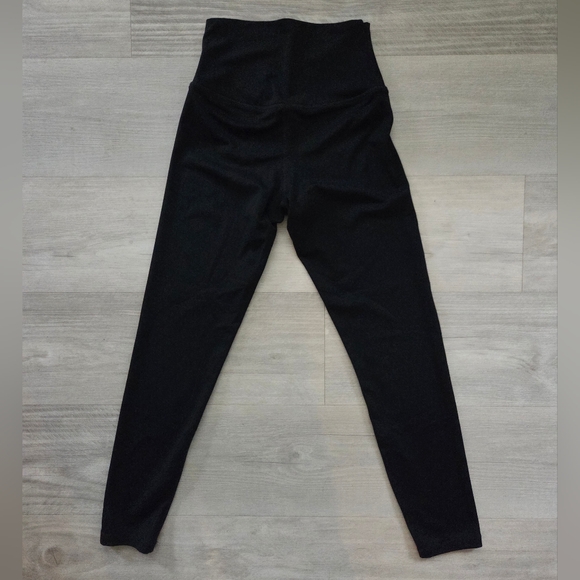 Quince Black Performance Leggings - Picture 4 of 5